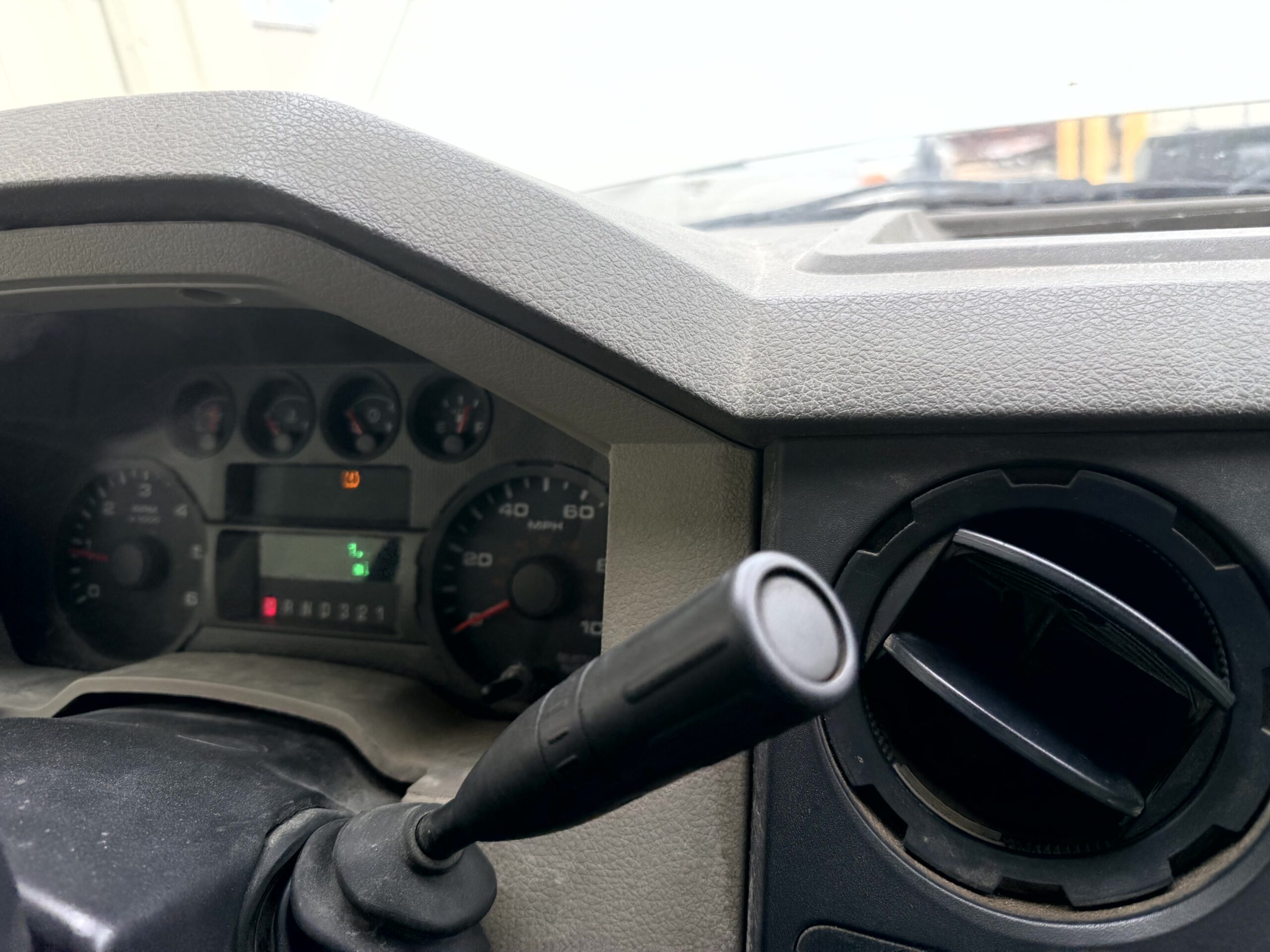 2008 Ford Super Duty Crew Cab Pickup Truck – ONLY 40,800 Miles – Orange, TX - Image 10